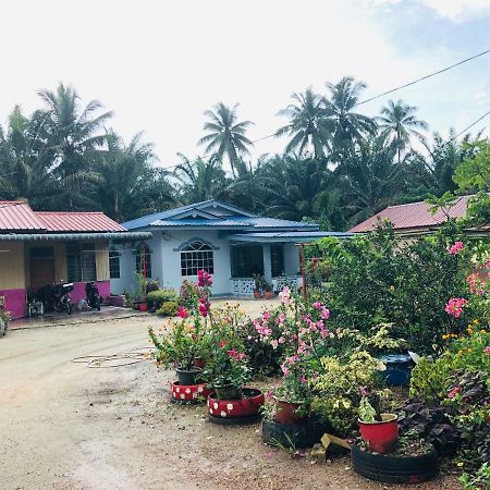 Atocha Homestay - Terong@Taiping Kampong Salak Dış mekan fotoğraf